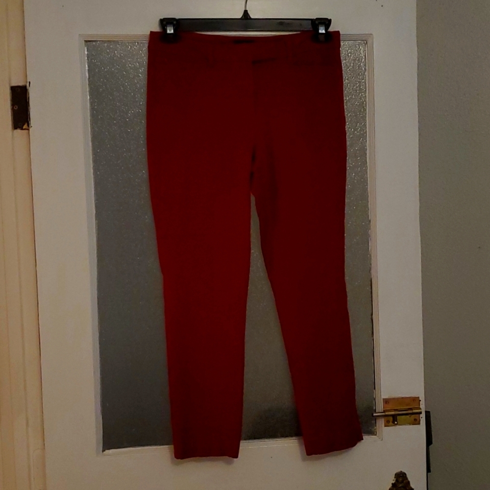 WHBM red/rust size 8 slim dress pants